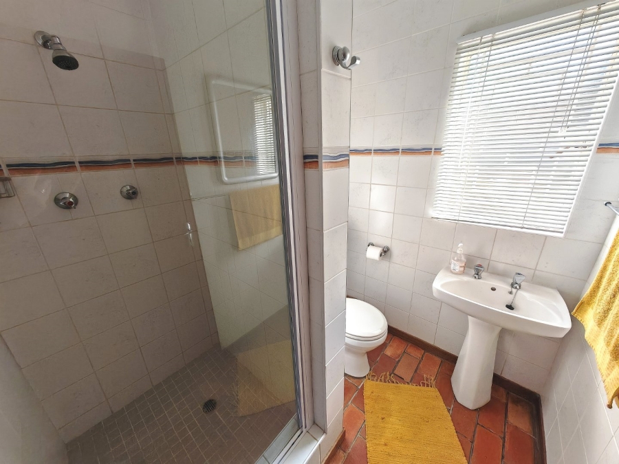 5 Bedroom Property for Sale in Heuwelsig Free State